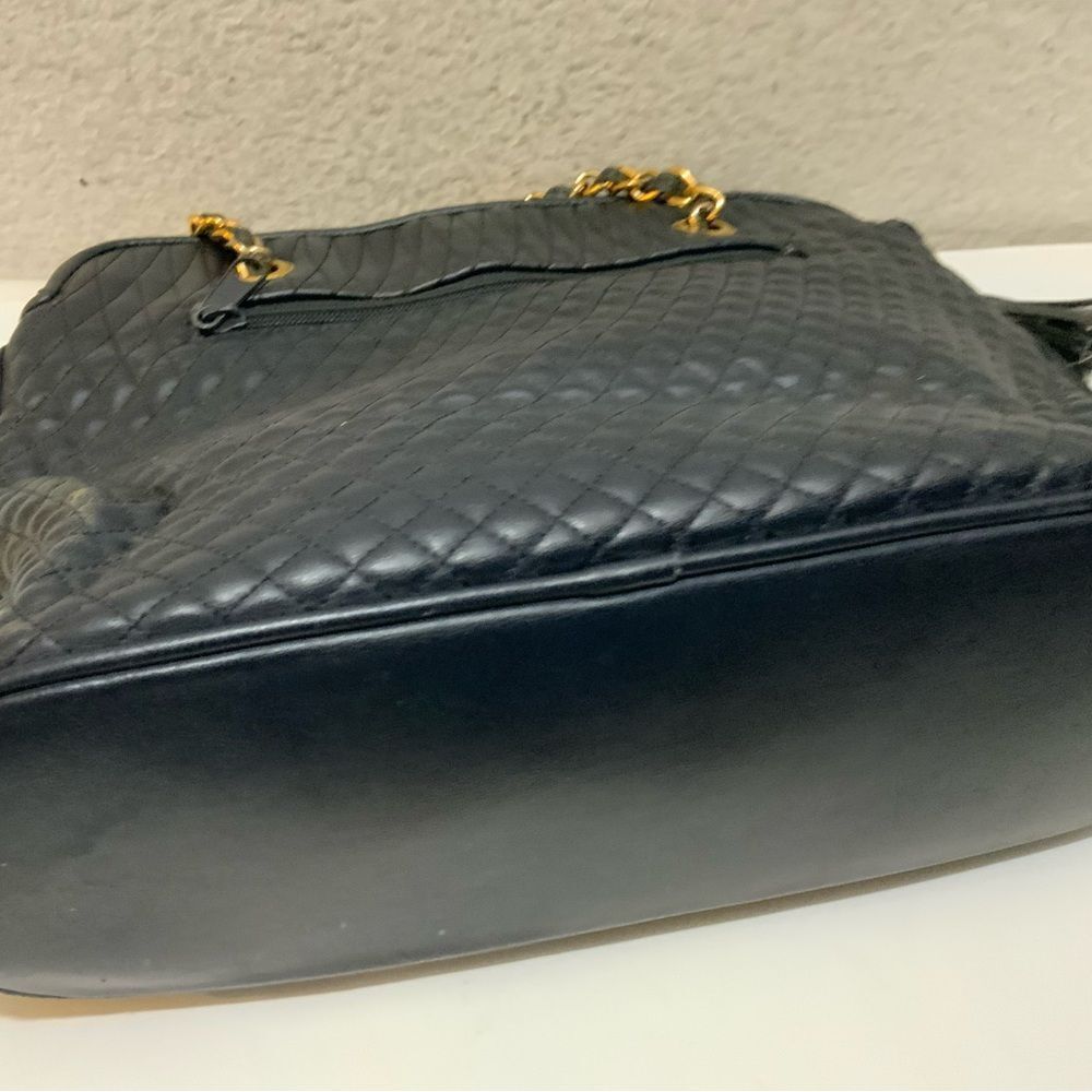 Vintage Worthington navy blue vegan leather quilted chain strap bag - Picture 7 of 15